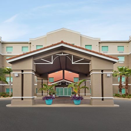 Holiday Inn Express & Suites Pembroke Pines-Sheridan St By Ihg Buitenkant foto