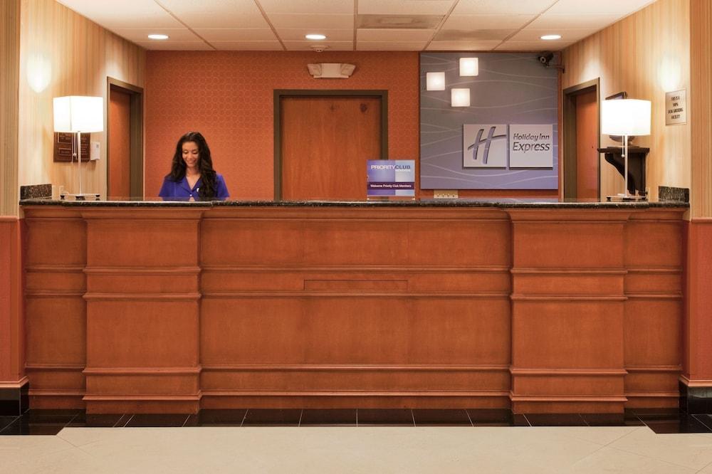 Holiday Inn Express & Suites Pembroke Pines-Sheridan St By Ihg Buitenkant foto