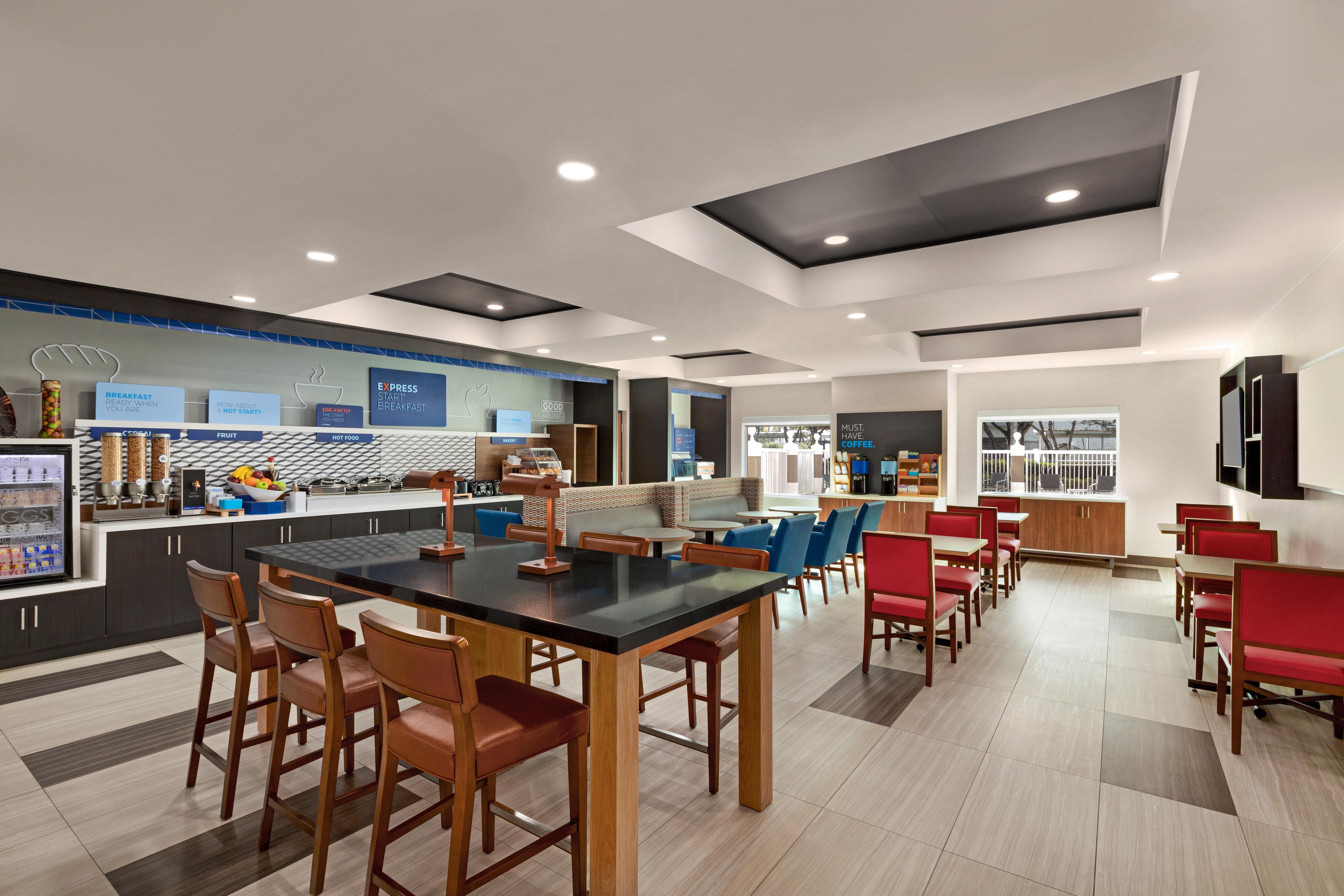 Holiday Inn Express & Suites Pembroke Pines-Sheridan St By Ihg Buitenkant foto