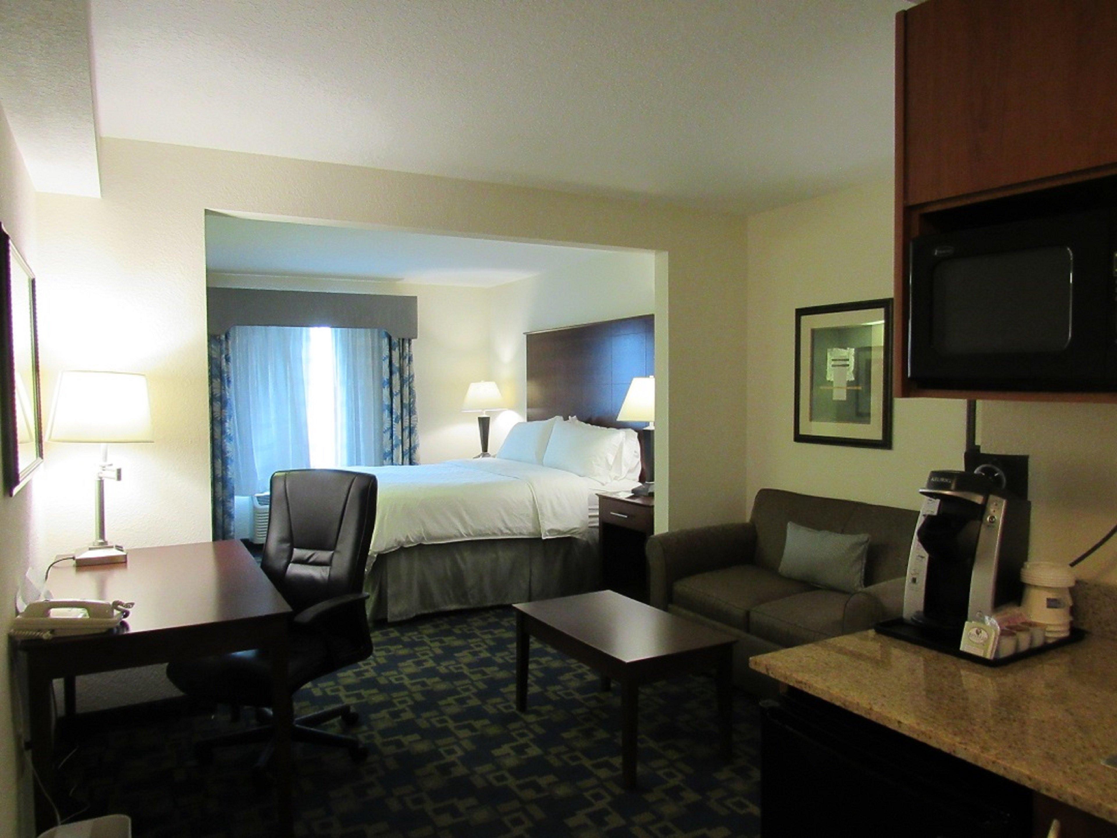 Holiday Inn Express & Suites Pembroke Pines-Sheridan St By Ihg Buitenkant foto